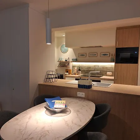 Petit Coin Maritime Apartment *